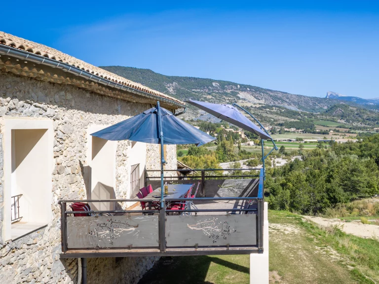 Terrasse du gîte - Haute Provence, Vallée du Jarbon