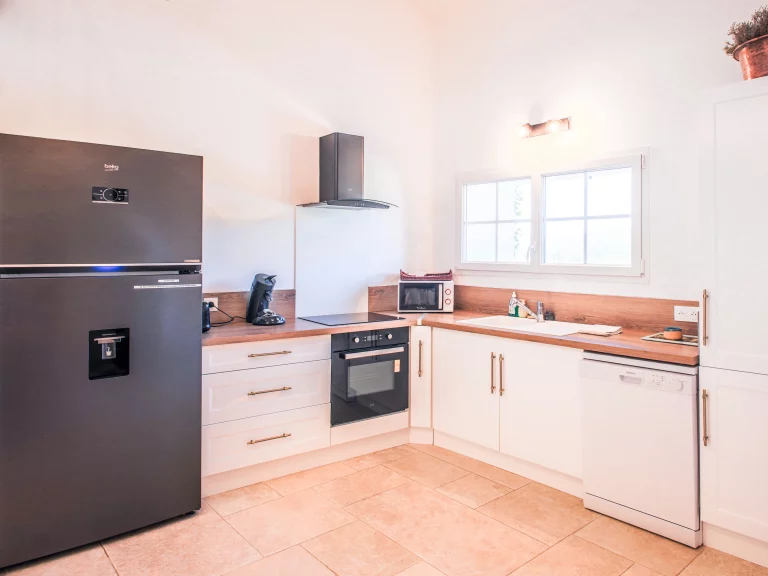 Pièce à vivre du gîte - Haute Provence, Vallée du Jarbon