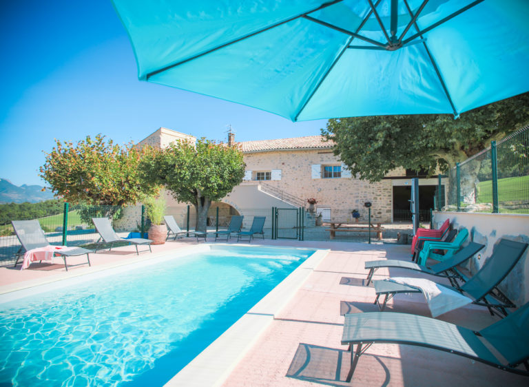 Piscine du gîte de vacances - Haute Provence, Vallée du Jarbon
