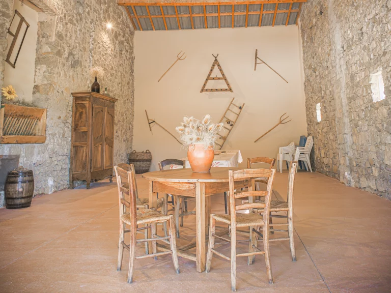 Grange aménagée - Haute Provence, Vallée du Jarbon
