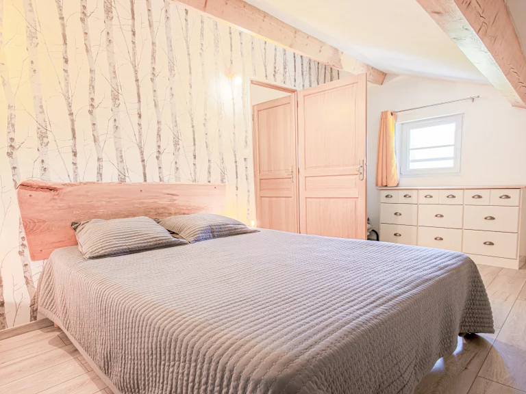 Chambre du gîte - Haute Provence, Vallée du Jarbon